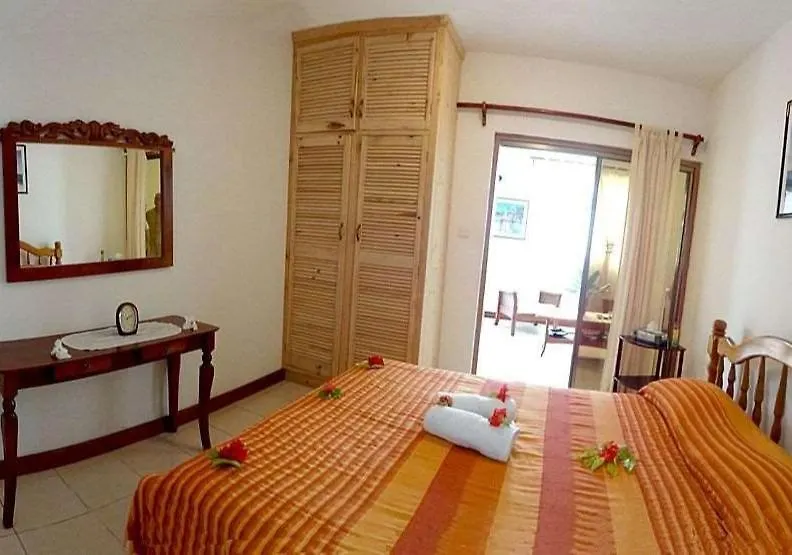 Guest house Le Manglier Hotel Pointe La Rue